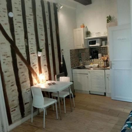 Les Amandiers Apartment Tours Luaran gambar