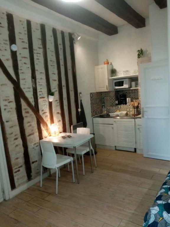 Les Amandiers Apartment Tours Luaran gambar